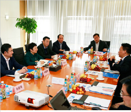 北京市工商联党组书记郑默杰一行莅临Z6尊龙凯时建设考察调研